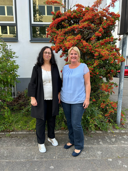 Elternvertretung
von links: Melanie Schiafone
(Elternsprecherin), Petra Oberhauser (Stellvertretende
Elternsprecherin) EV_2023_1